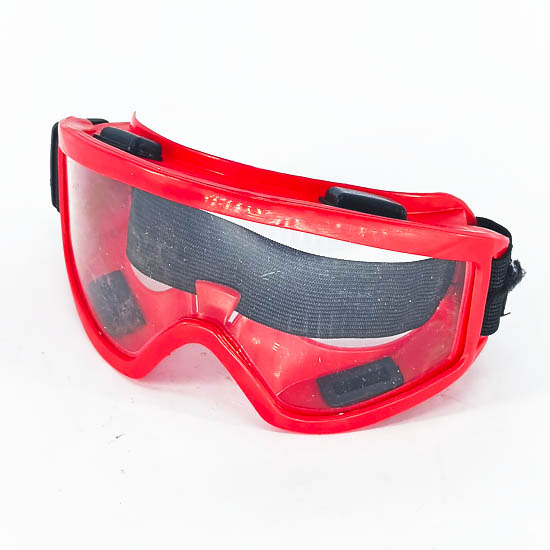 Хамгаалалтын нүдний шил зөөлөвчтэй улаан