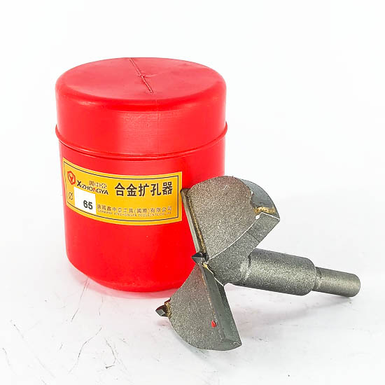 Нугас ухдаг модны өрөм